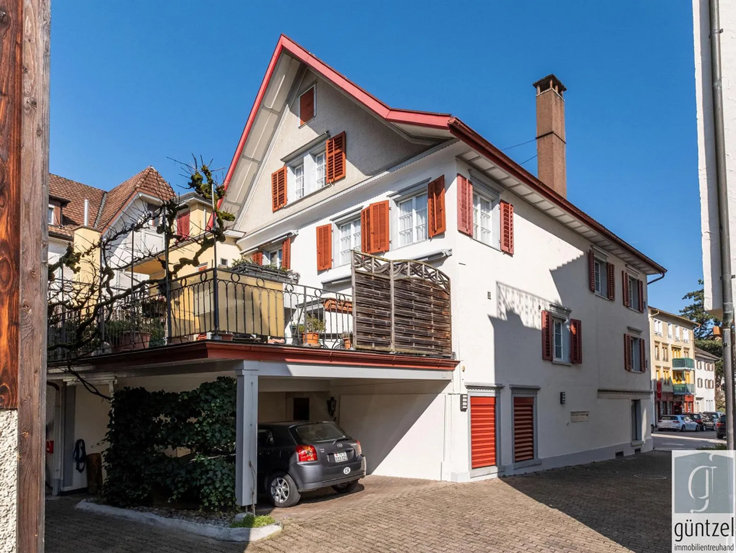 Historisches Stadthaus mit vielseitiger Nutzung - Foto 2 von 13