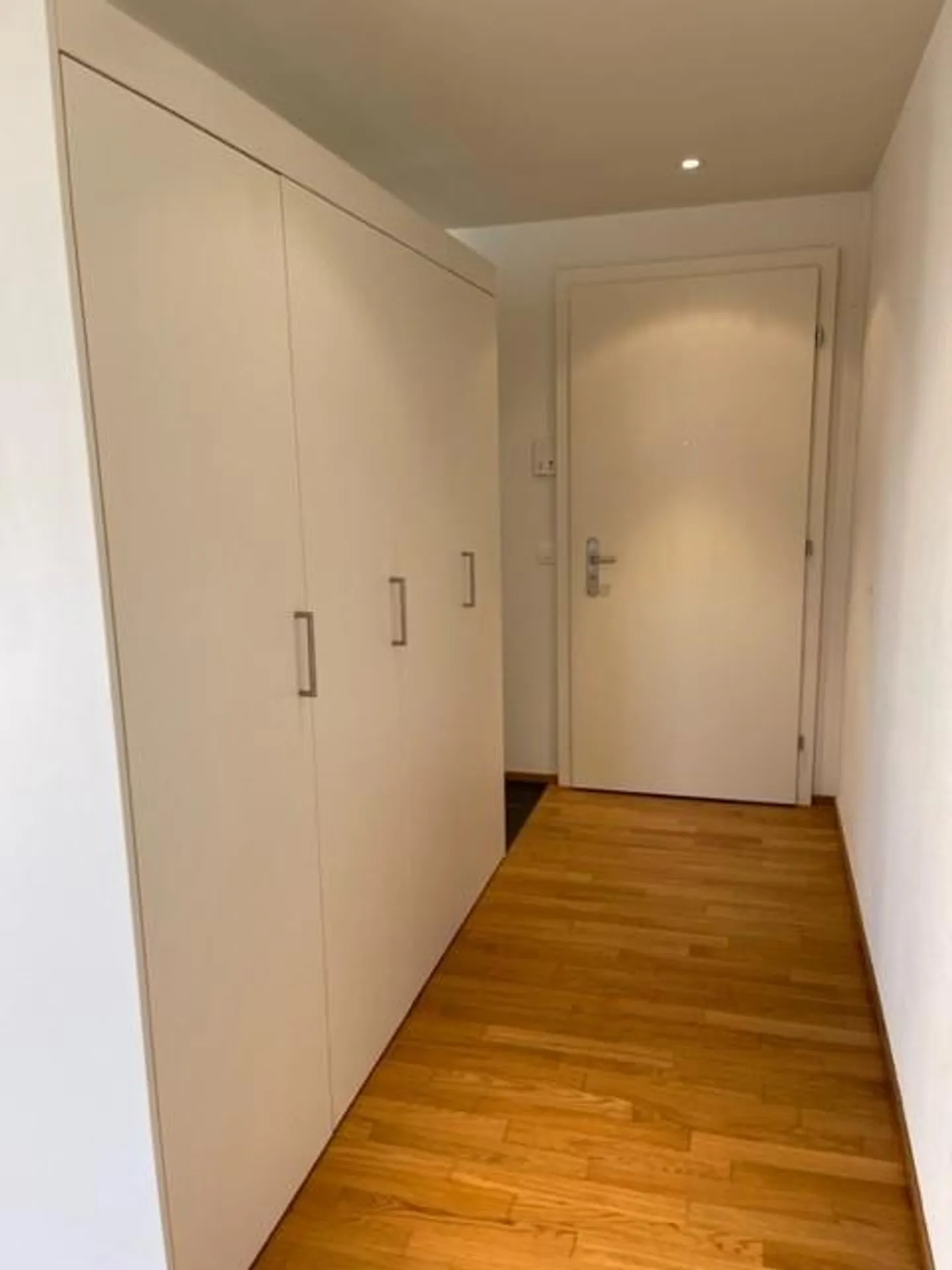 Modern 3.5-room apartment for rent in Mettmenstetten - Photo 7 of 9