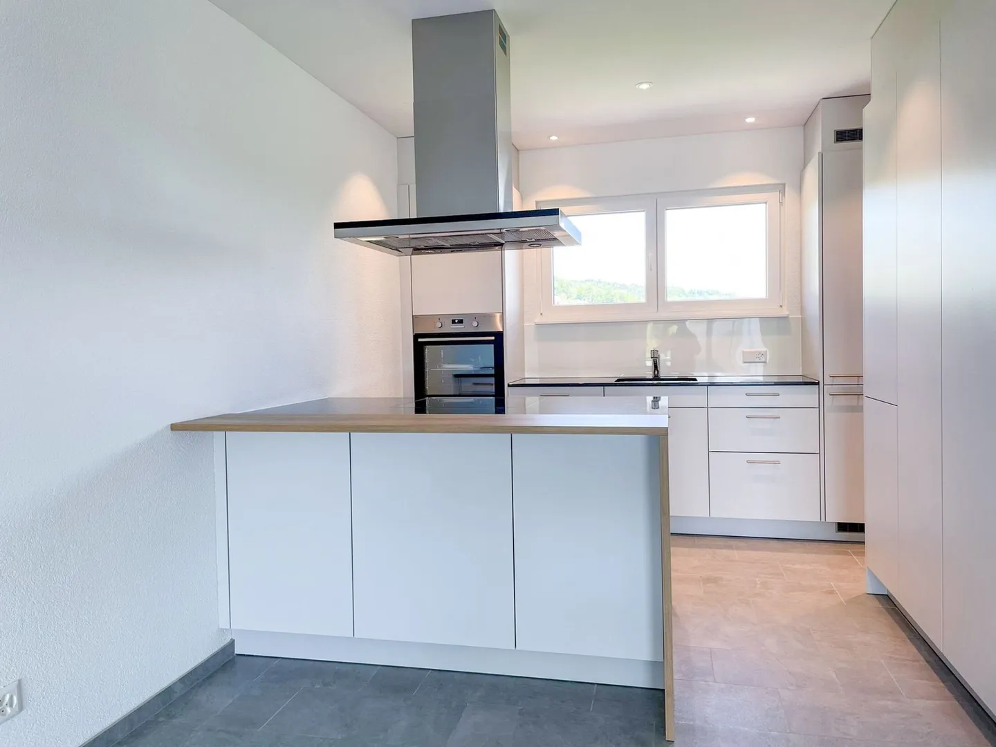 Appartamento giardino esclusivo 3½ locali nella migliore posizione a Reitnau! - Foto 1 di 9