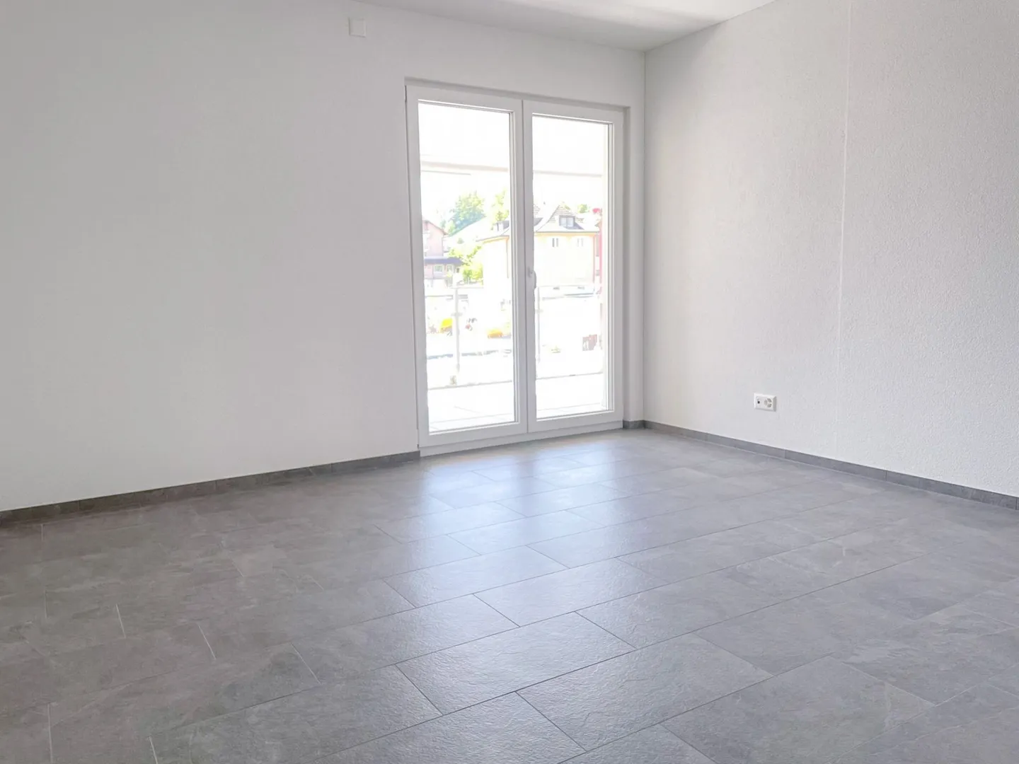 Appartamento giardino esclusivo 3½ locali nella migliore posizione a Reitnau! - Foto 4 di 9