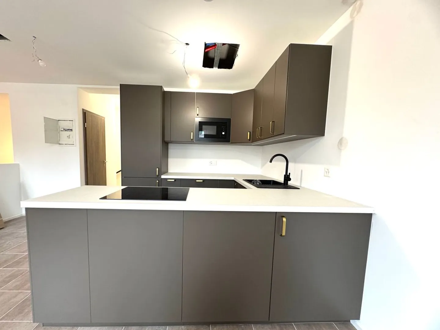 Duplex completamente ristrutturato in vendita a Gimel - senza balcone - Foto 2 di 4