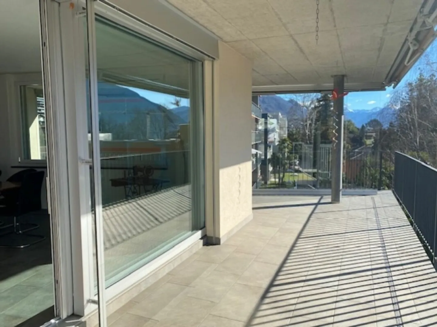 Appartamento 4,5 locali con grande terrazza - Foto 2 di 7