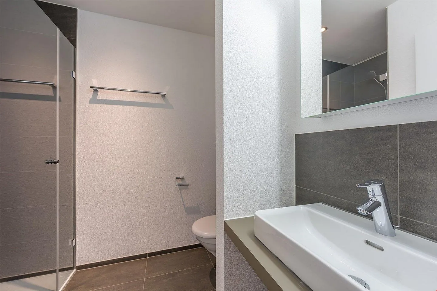 Moderne Wohnung an ruhiger und sonniger Lage - Foto 5 von 7