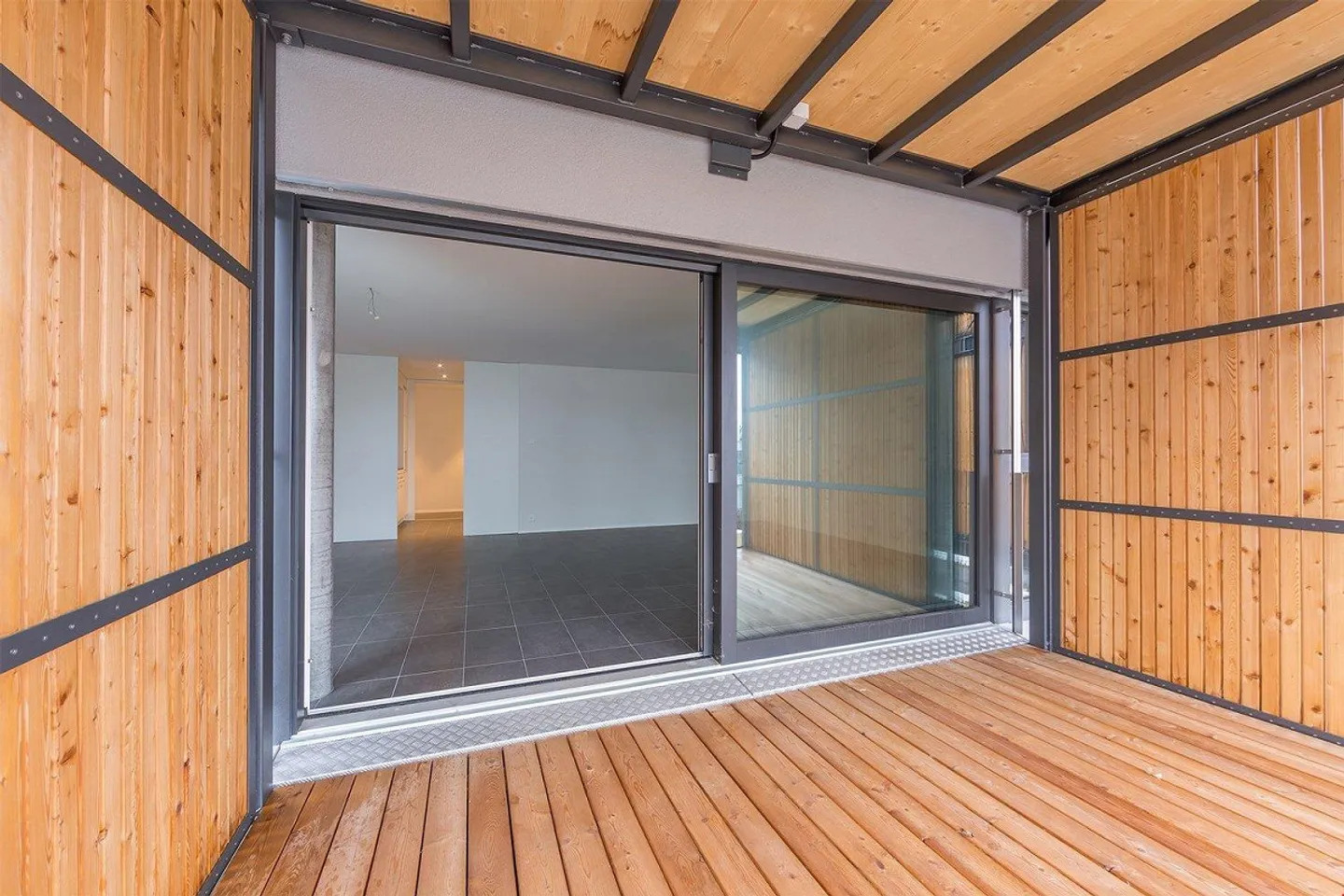 Moderne Wohnung an ruhiger und sonniger Lage - Foto 7 von 7