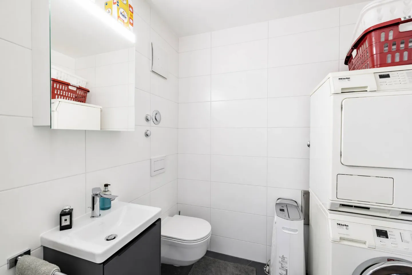 Spacious 5.5-room apartment with terrace and large garden - Photo 12 of 12