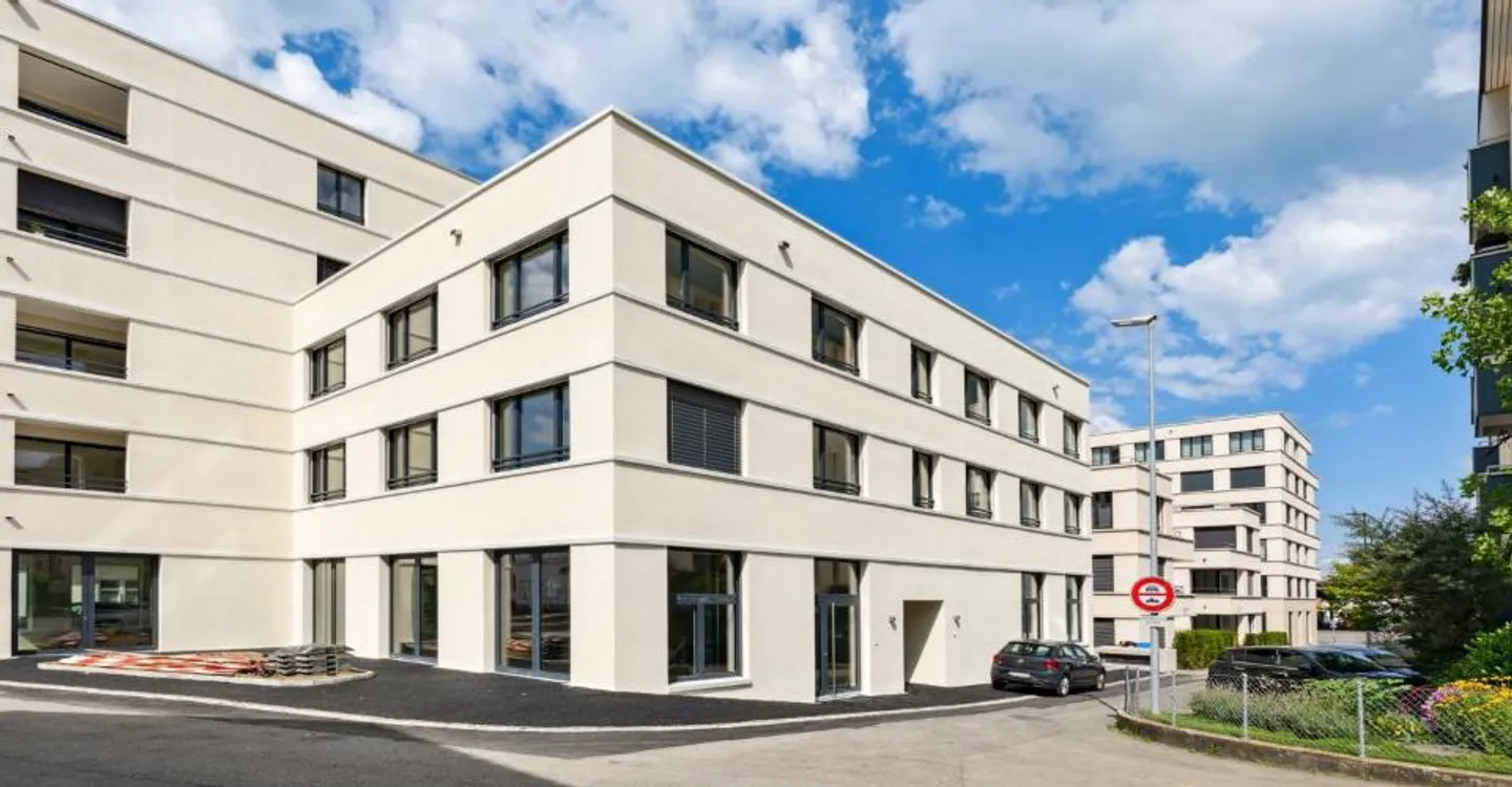 Modernes Apartment am See - Foto 1 von 7