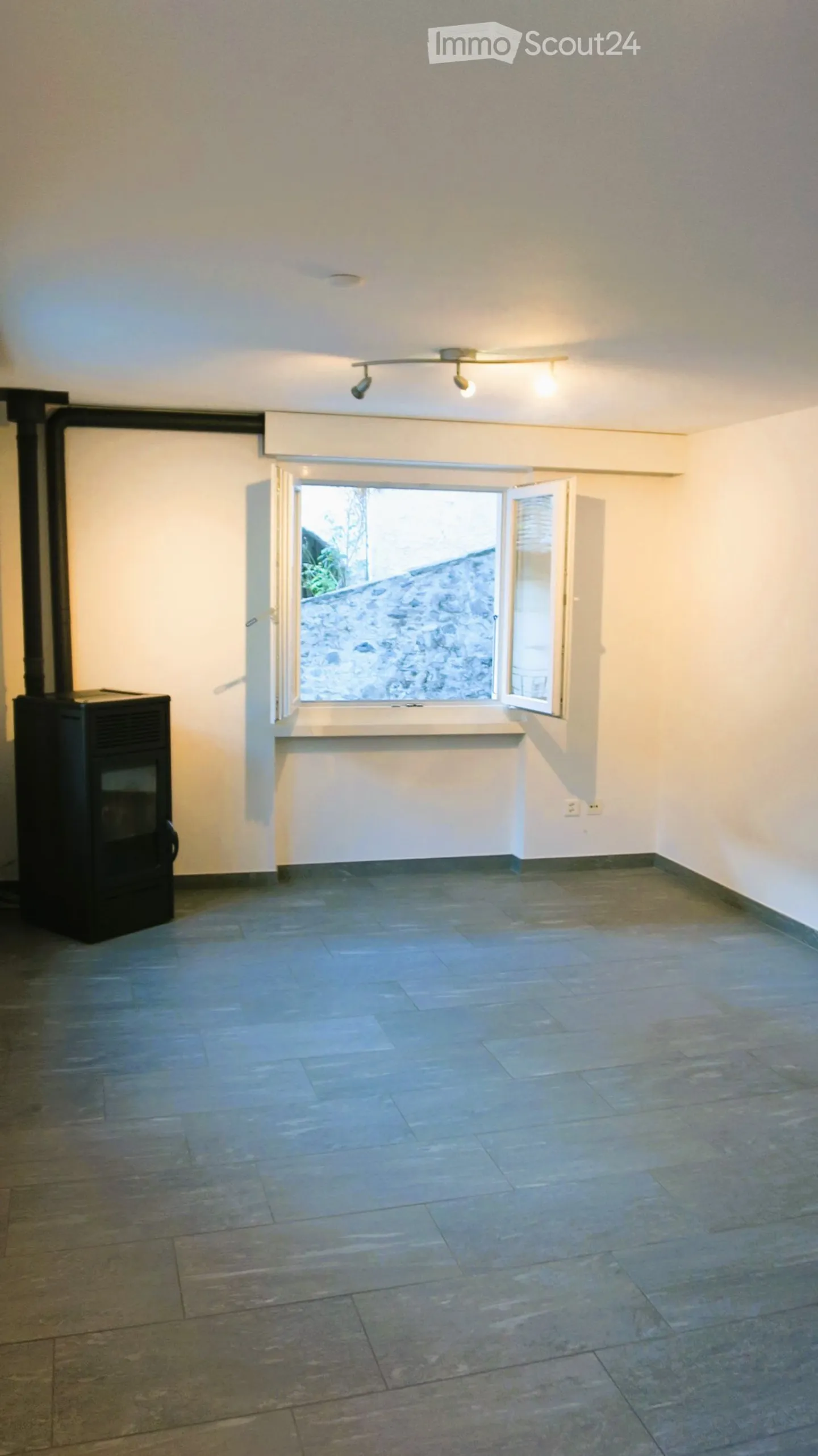 Incantevole casa familiare a Grono - Foto 3 di 5