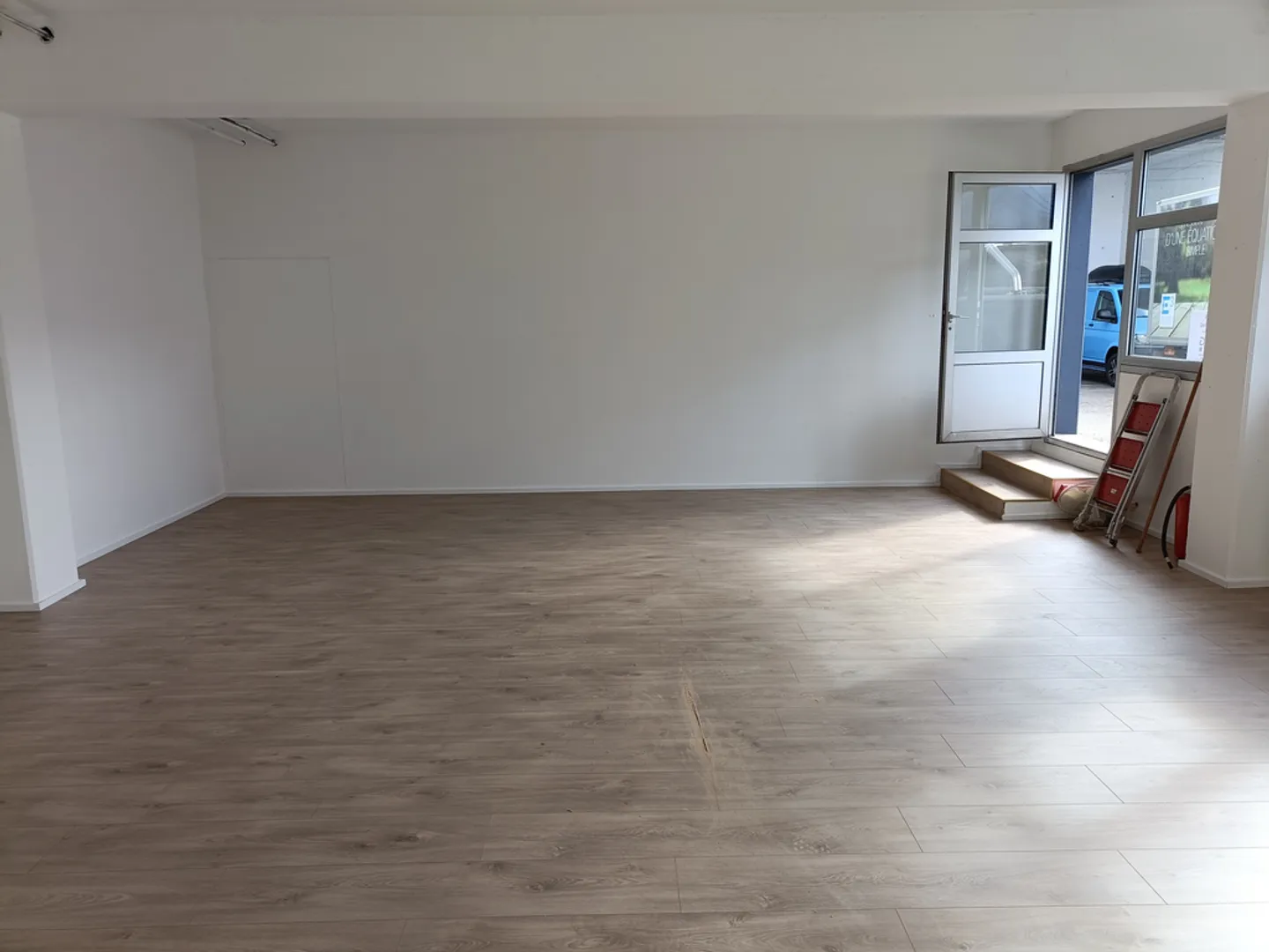 A LOUER, BUREAU-LOCAL DE STOCKAGE - Photo 2 sur 4