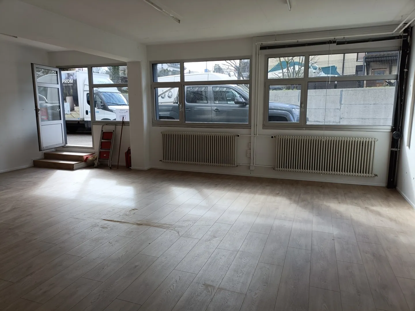 A LOUER, BUREAU-LOCAL DE STOCKAGE - Photo 3 sur 4