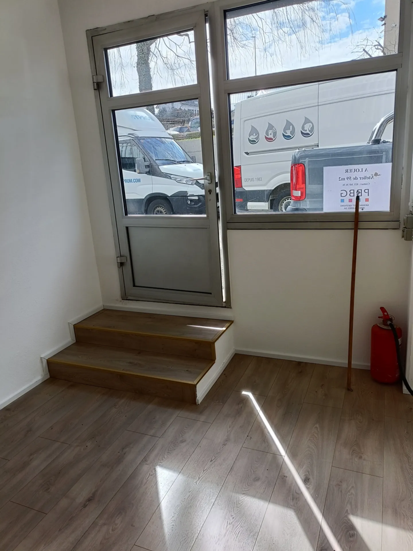 A LOUER, BUREAU-LOCAL DE STOCKAGE - Photo 4 sur 4