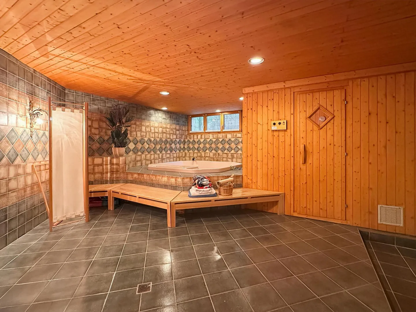 Casa di campagna/villa straordinaria con giardino e oasi benessere - Foto 12 di 13