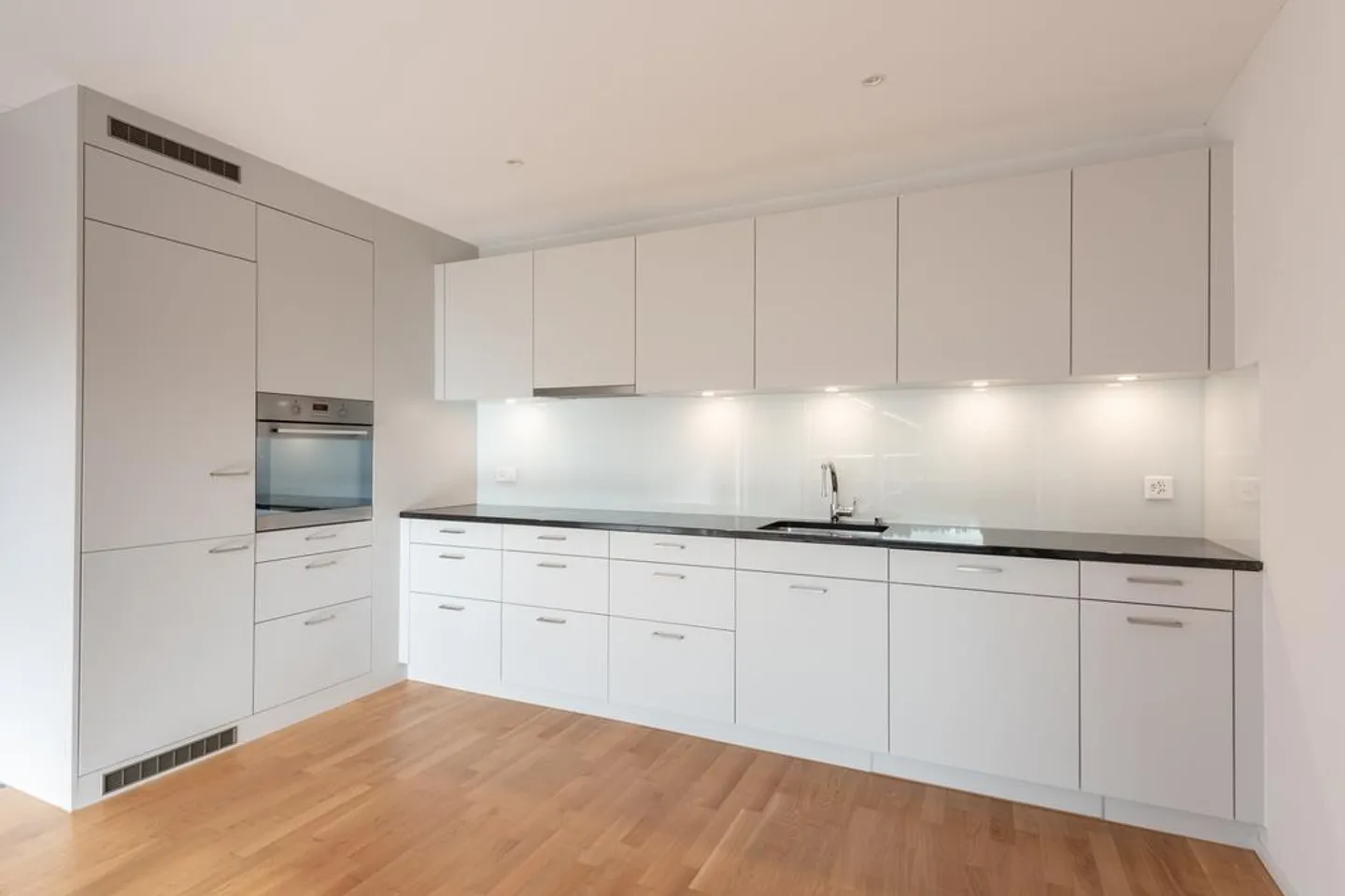 Charmante appartement 3.5 pièces dans la Lorymatte - Photo 2 sur 8