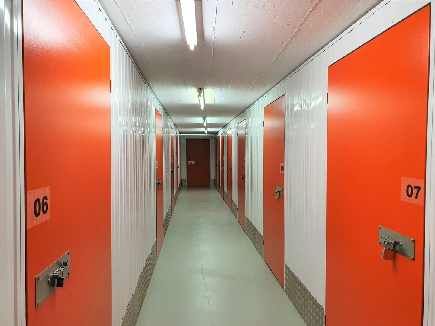 Spazi di stoccaggio (Self-Storage) a Zurigo Est - Foto 1 di 3