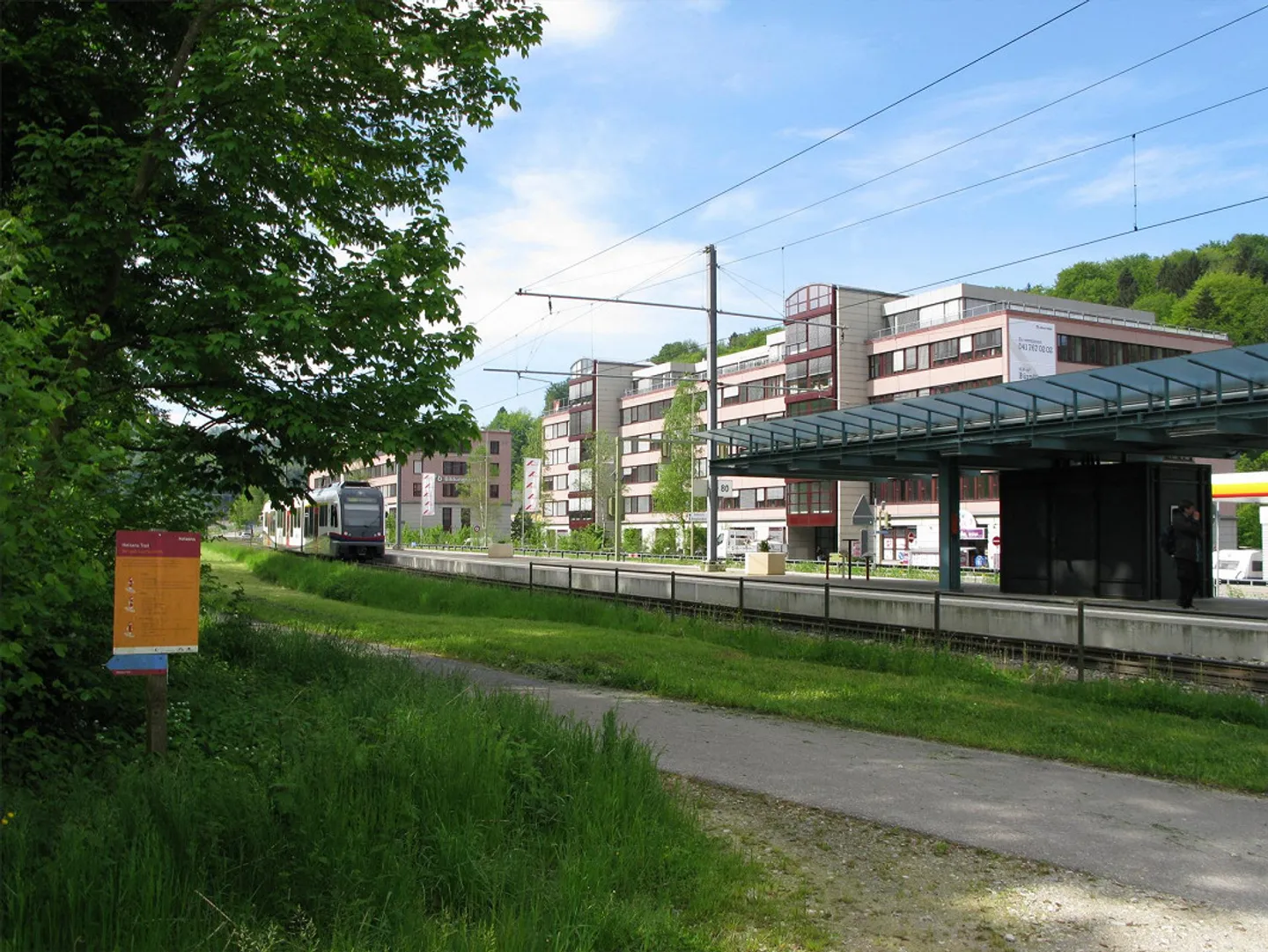 Commercial Building Bernstrasse Dietikon - Attractive Commercial Space on the Ground Floor - Photo 1 of 6