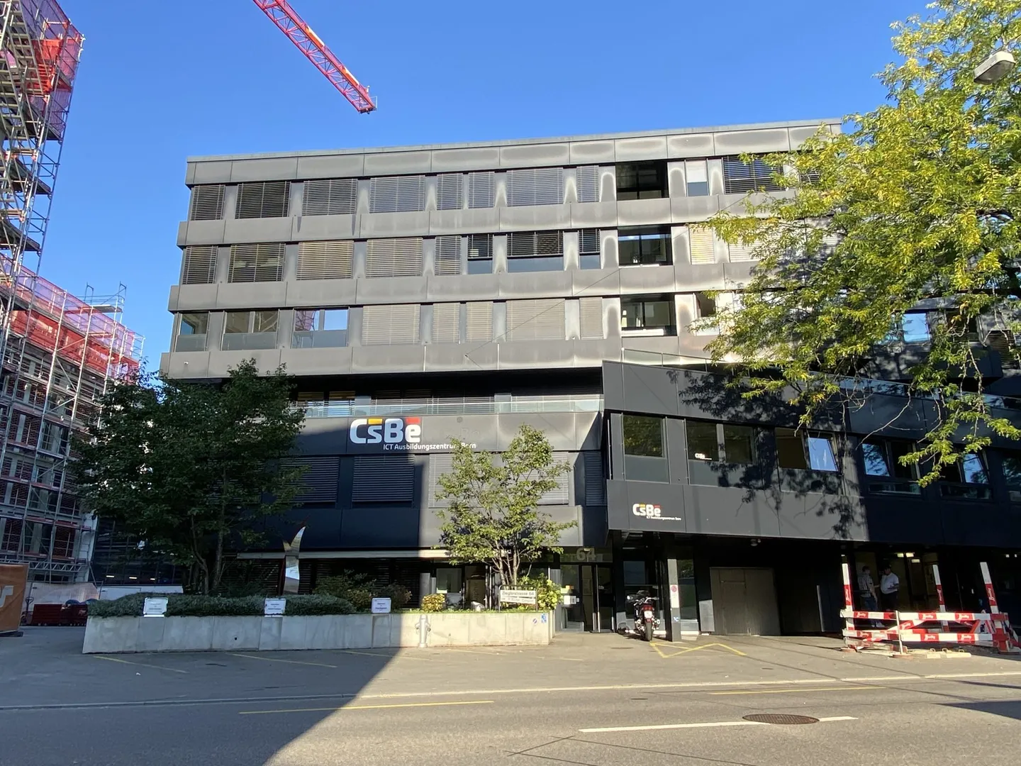 Urbain, central - que pourrait-on vouloir de plus ! - Photo 1 sur 5