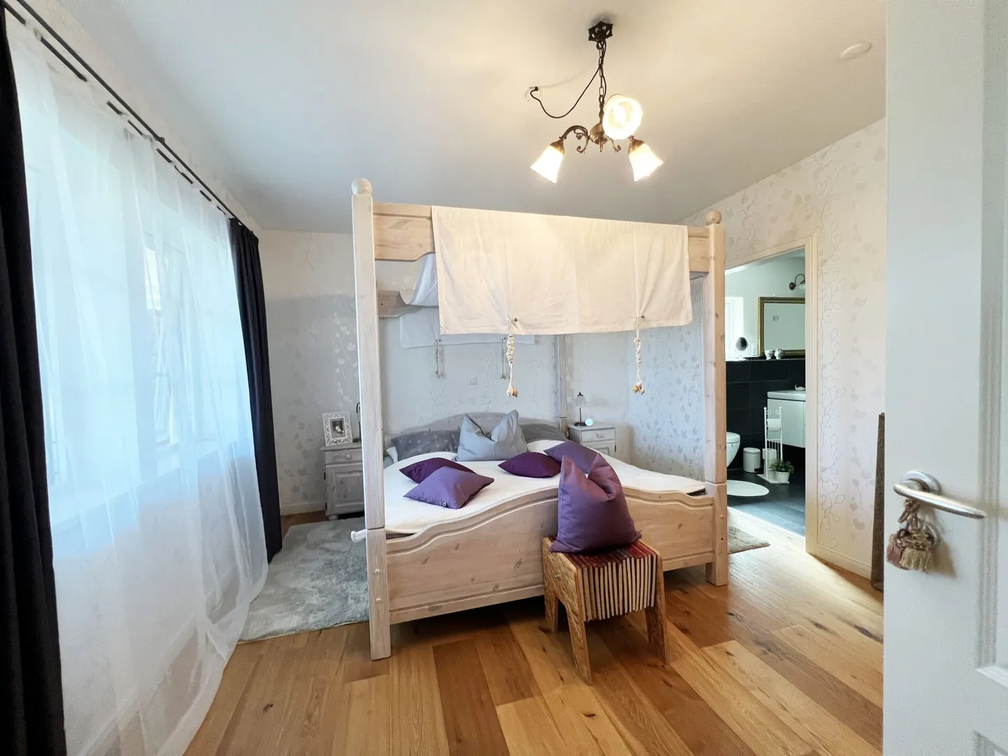 Einzigartiges, freistehendes Schwedenhaus mit herrlicher Fernsicht - Foto 7 von 11