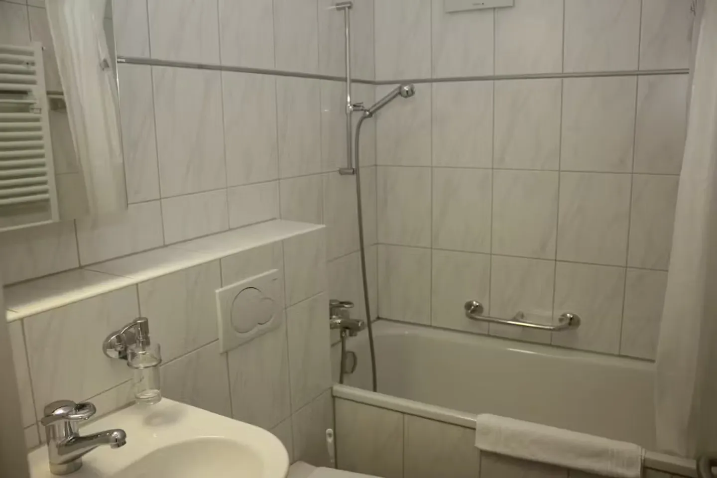 Wohnung mieten - Foto 3 von 10