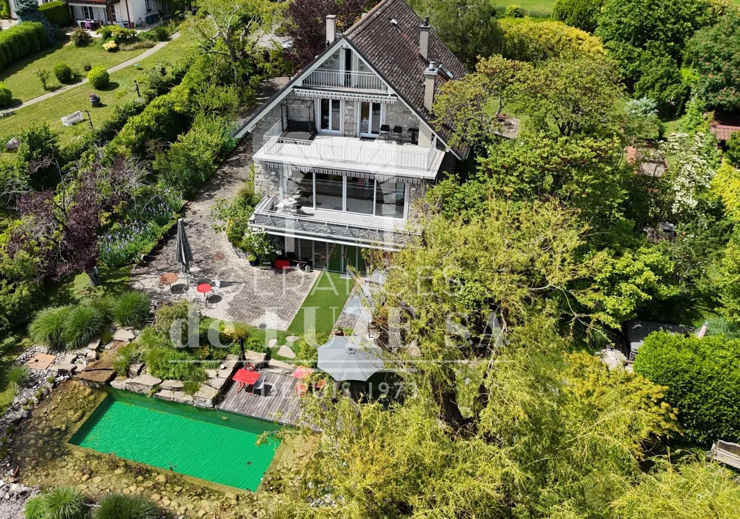 Villa de caractère avec vue lac - Photo 2 sur 13