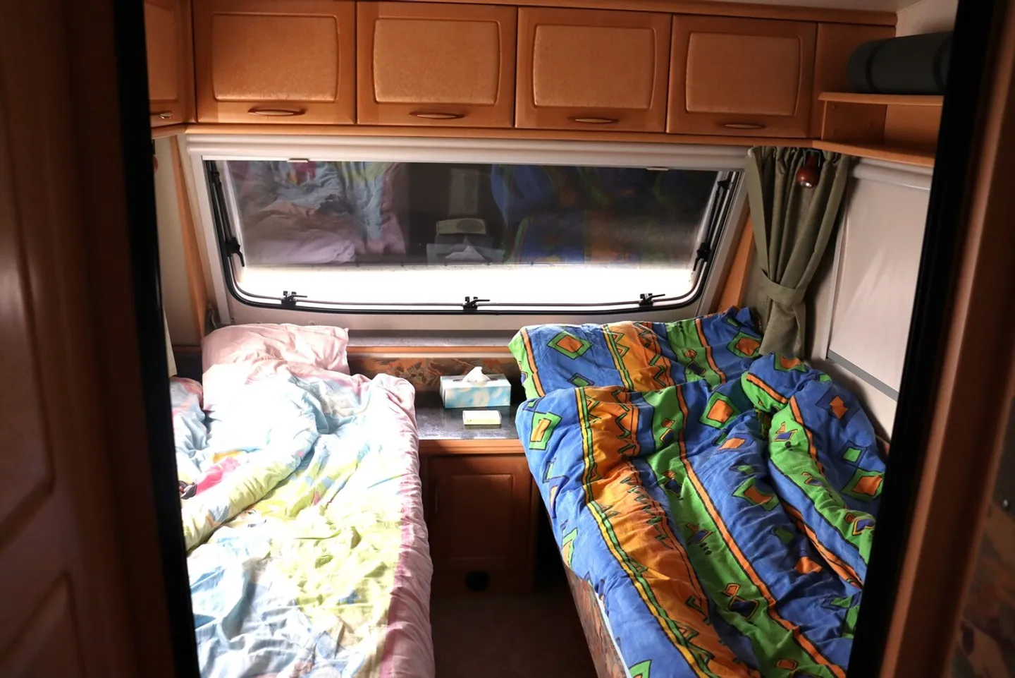 Charmantes 2.5-Zimmer-Campinghaus mit Sonnenterrasse in Raron VS - Foto 11 von 13