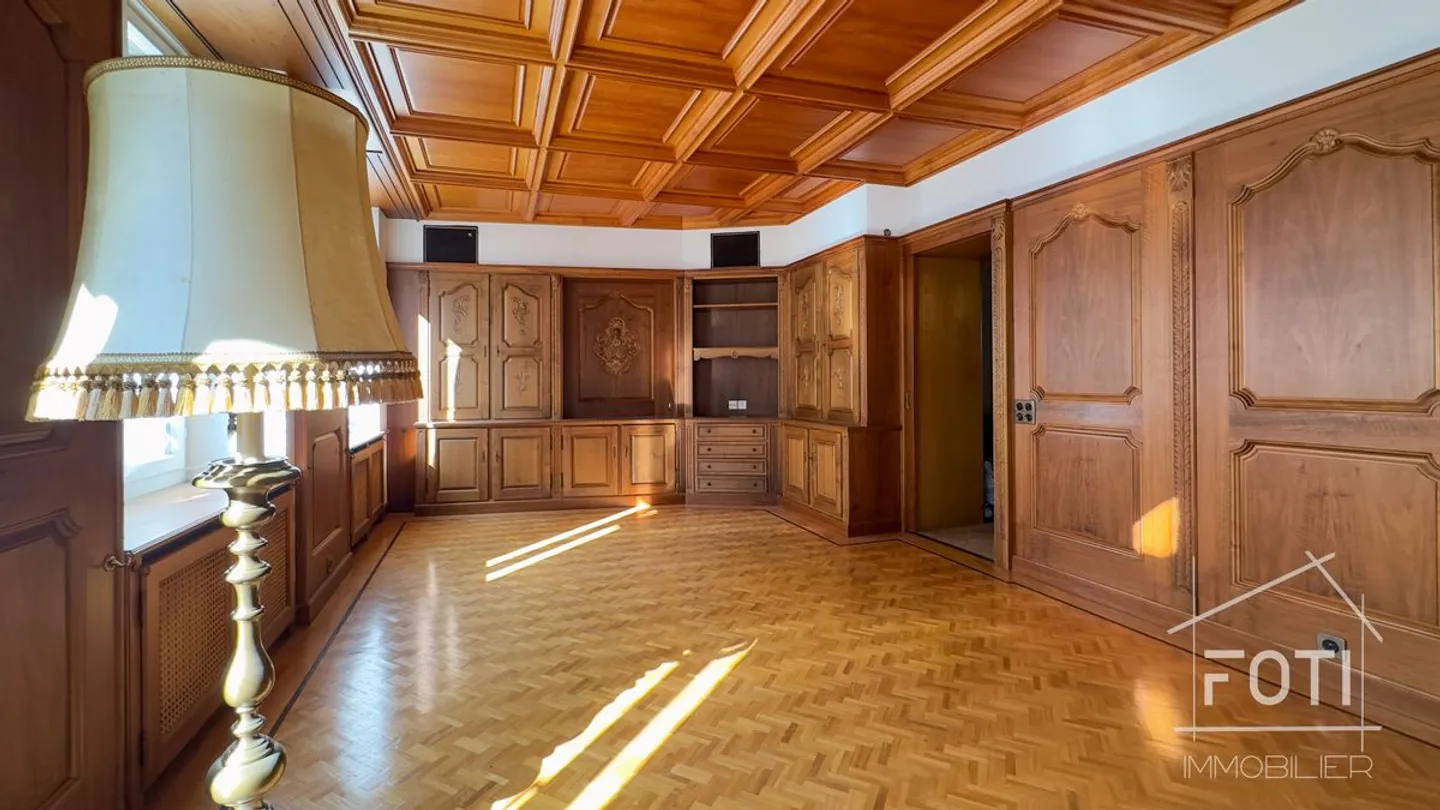 Mixed-Use Building in Monthey - Photo 7 of 13