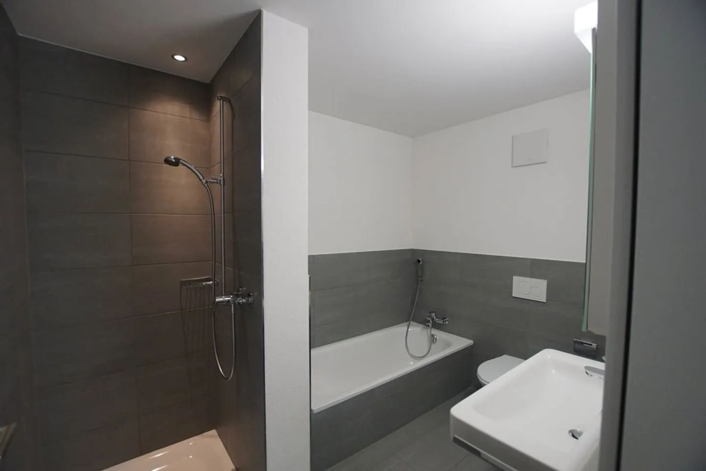 Grosszügige 4.5-Zi. Wohnung - Foto 2 von 7