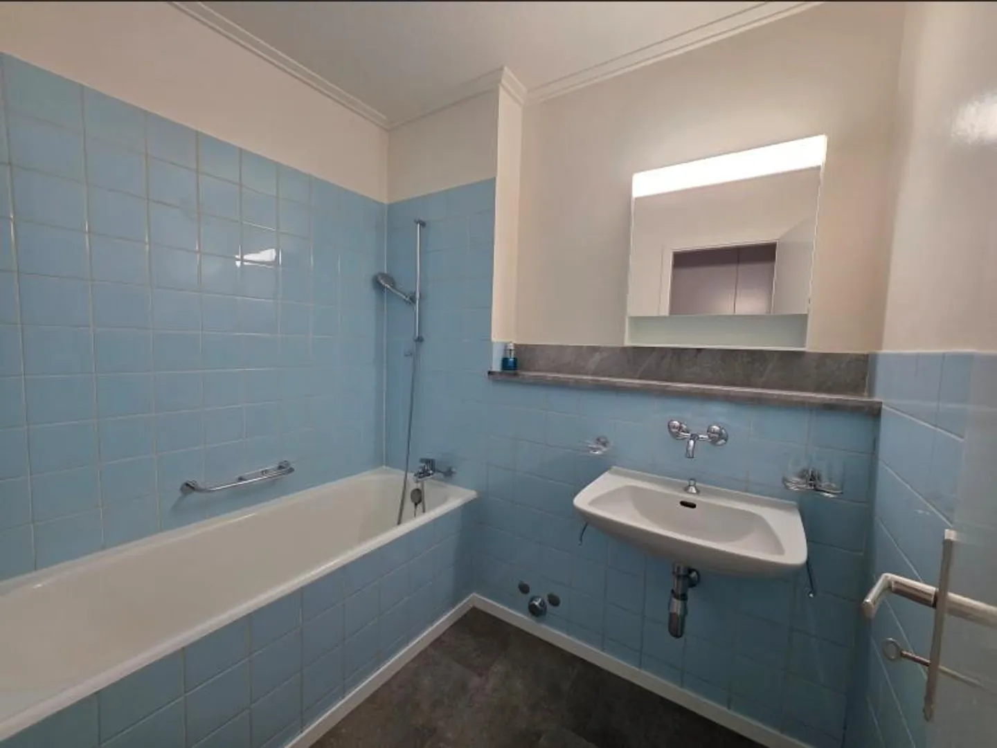 Zu vermieten - Schönes 4,5-Zimmer-Apartment in Lausanne - Foto 3 von 10