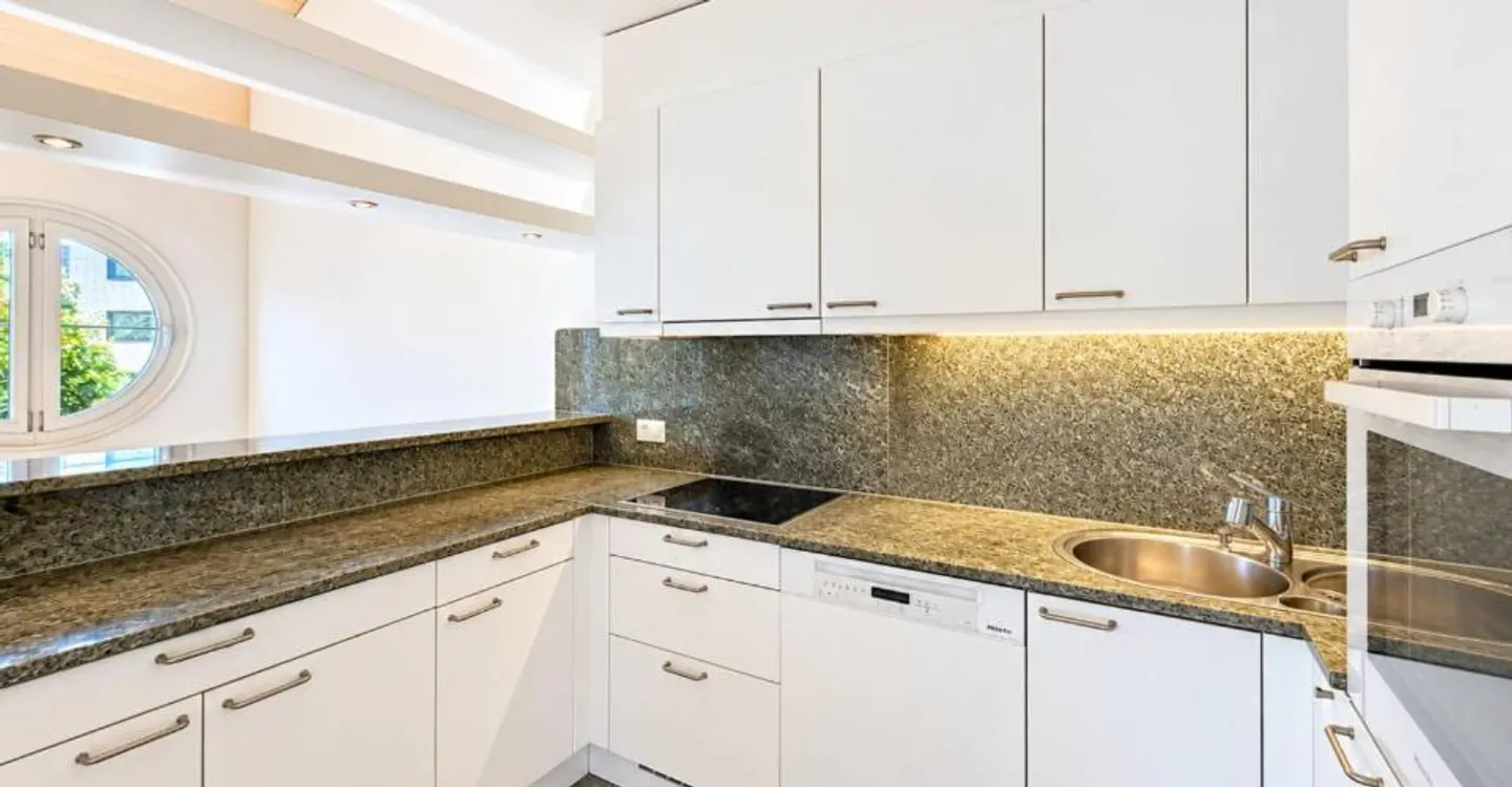 Very nice duplex apartment - Photo 3 of 12