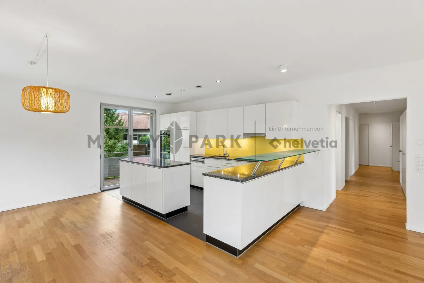 Attractive 4.5-room garden apartment with generous outdoor area - Photo 4 of 11