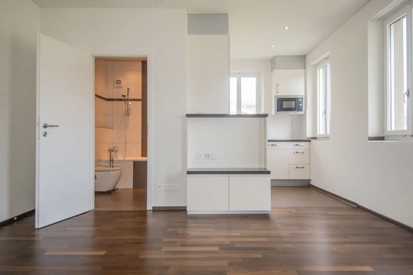 Appartamento ristrutturato con vista - Foto 2 di 5