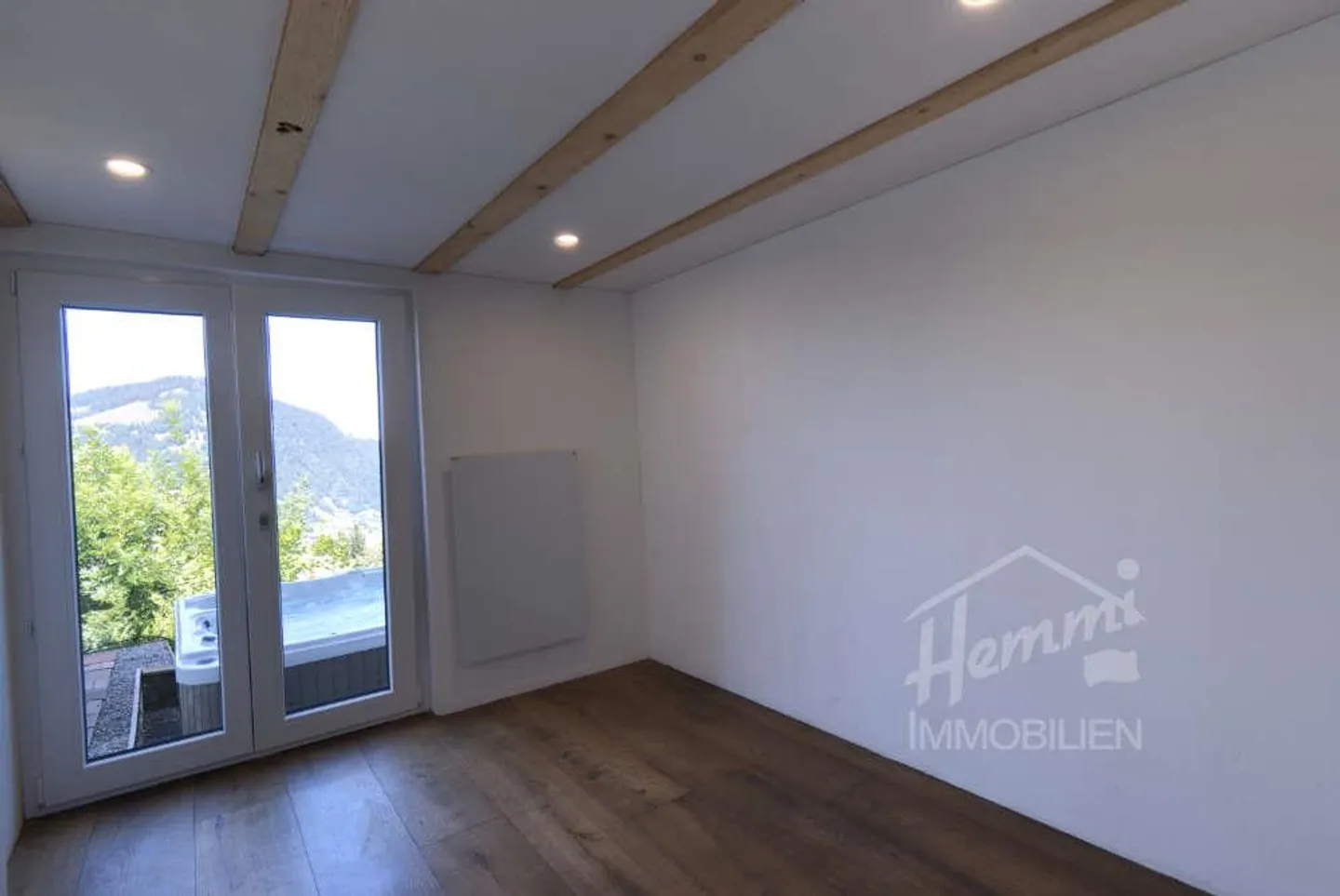 Mountain Jewel with Dreamlike View - Photo 11 of 28