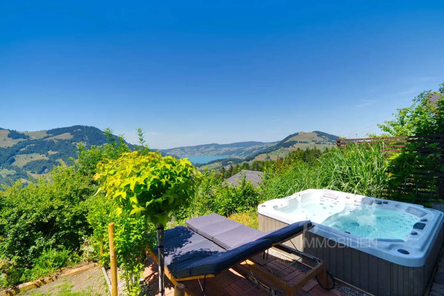 Mountain Jewel with Dreamlike View - Photo 14 of 28