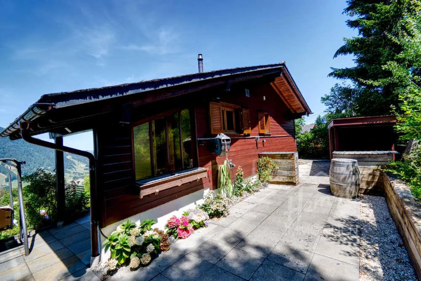 Mountain Jewel with Dreamlike View - Photo 20 of 28