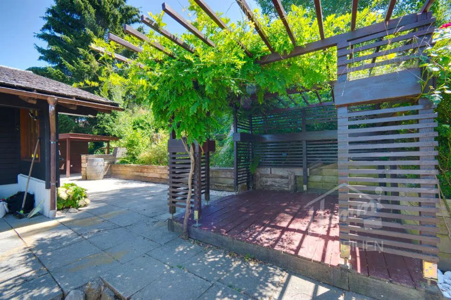 Mountain Jewel with Dreamlike View - Photo 21 of 28