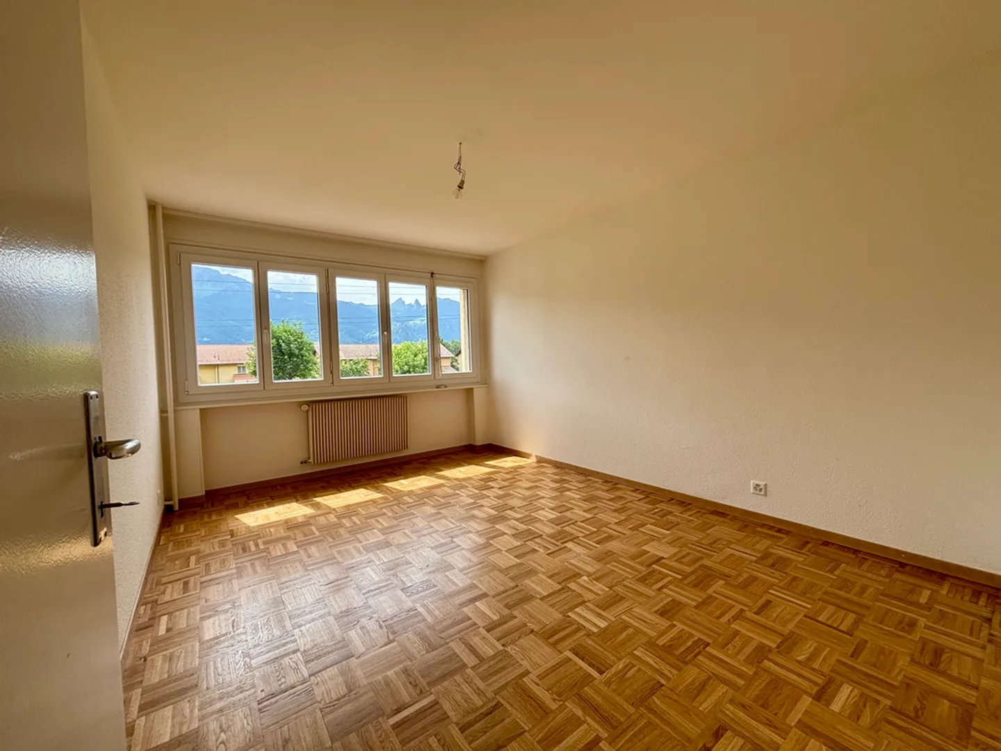 Charmant appartement 2 pièces - Photo 4 sur 9