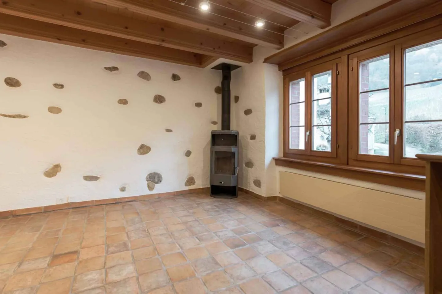 Charming 2.5 room house - Photo 2 of 11