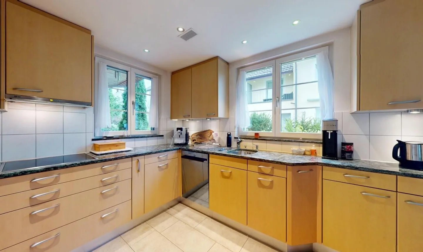 Single-family house with a separate apartment in Winterberg ZH - Photo 7 of 13