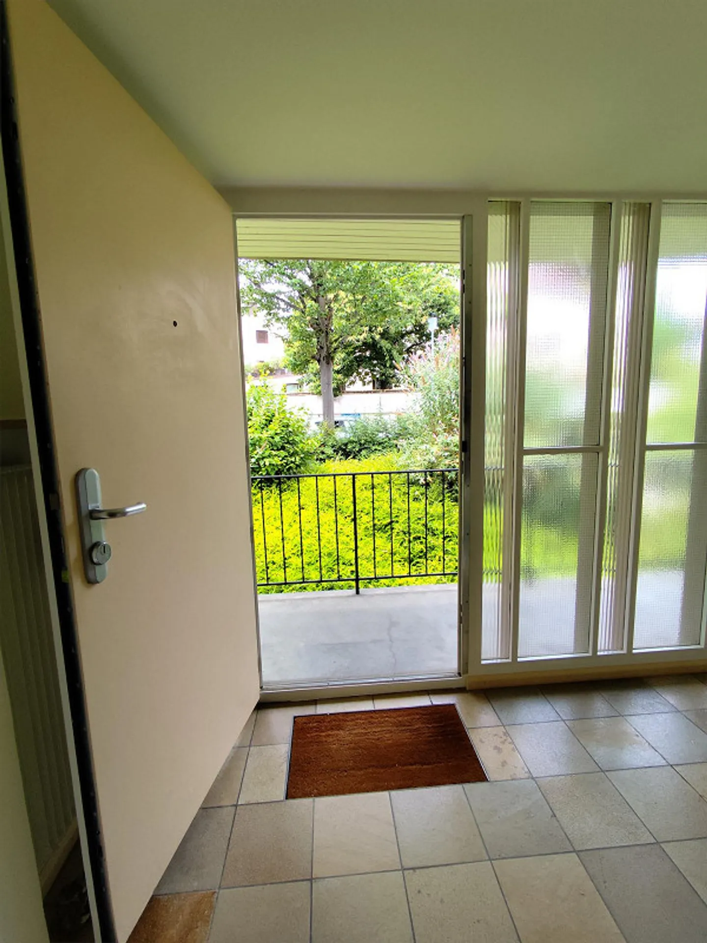 Appartamento duplex di 3,5 stanze a Bruderholz - Foto 2 di 13