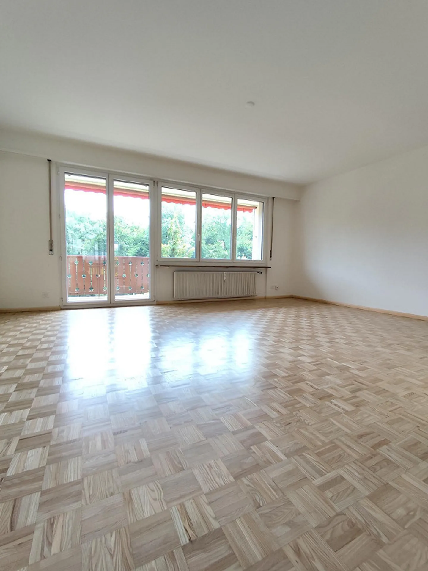 Appartamento duplex di 3,5 stanze a Bruderholz - Foto 6 di 13