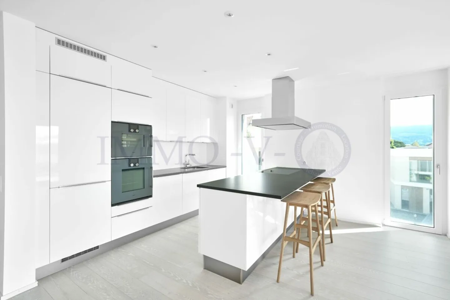 Appartement de Luxe avec Terrasse - Photo 5 sur 10