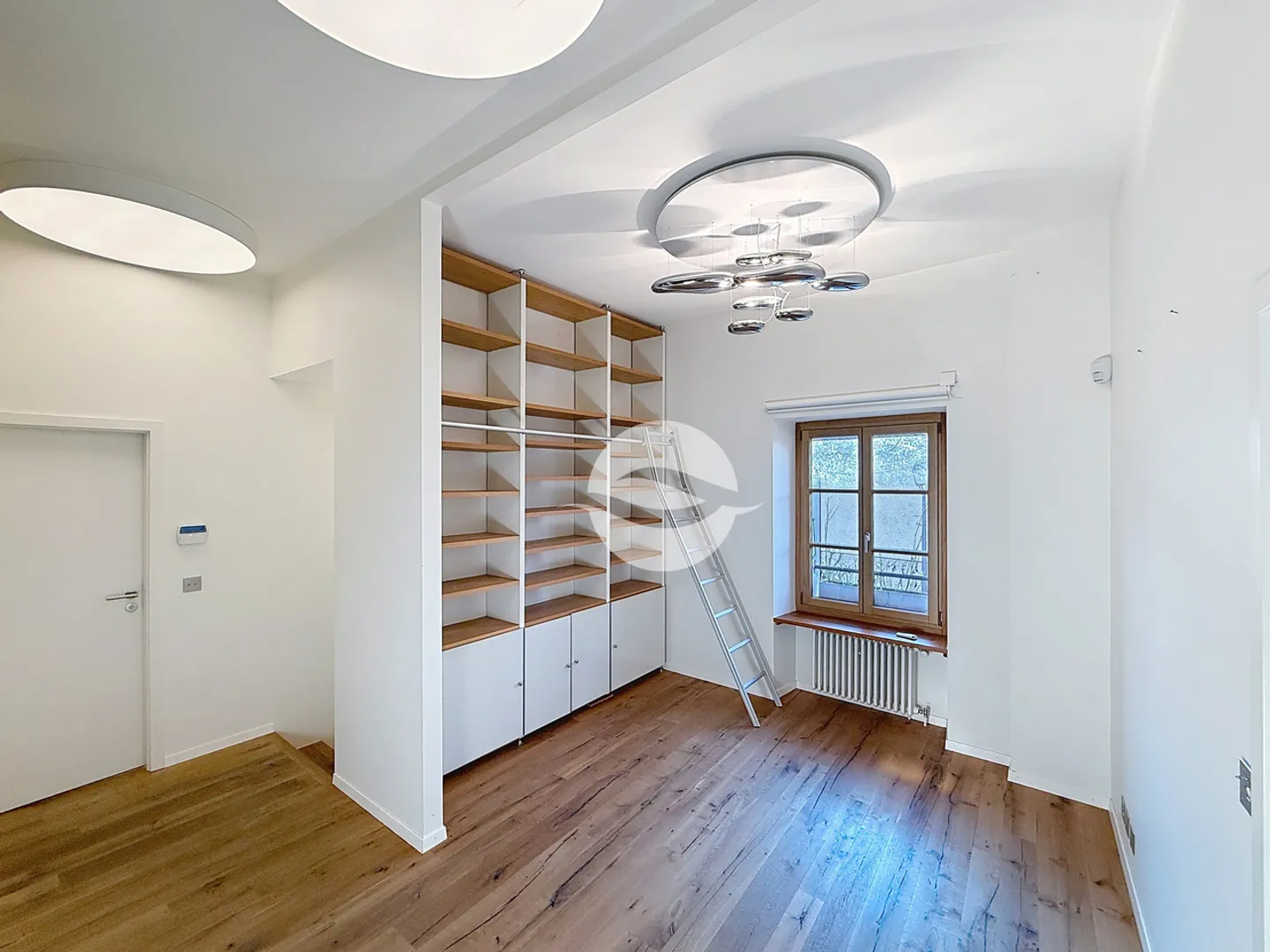 Spacious and bright village house in the heart of Soral - Photo 4 of 12