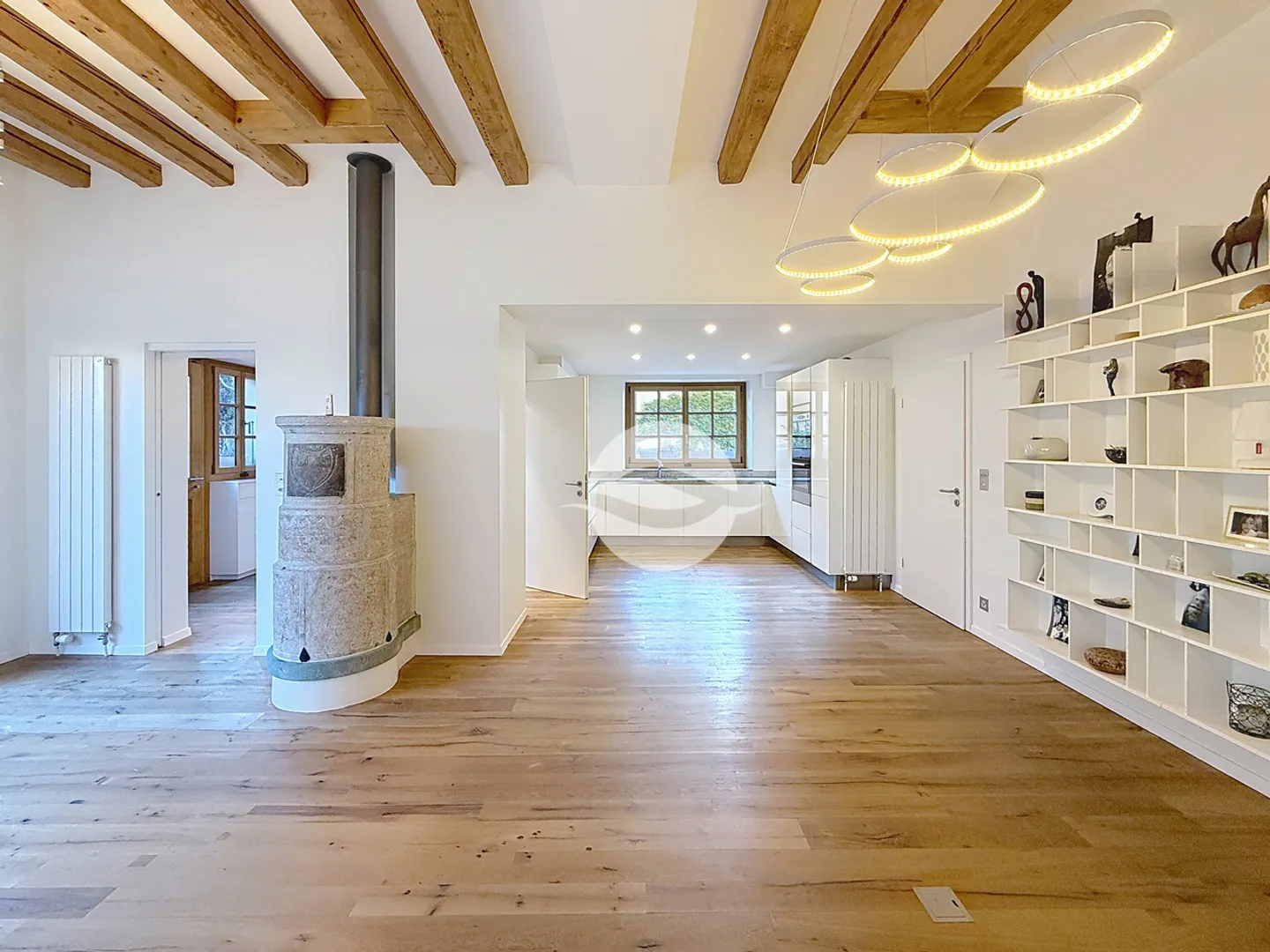 Spacious and bright village house in the heart of Soral - Photo 2 of 12