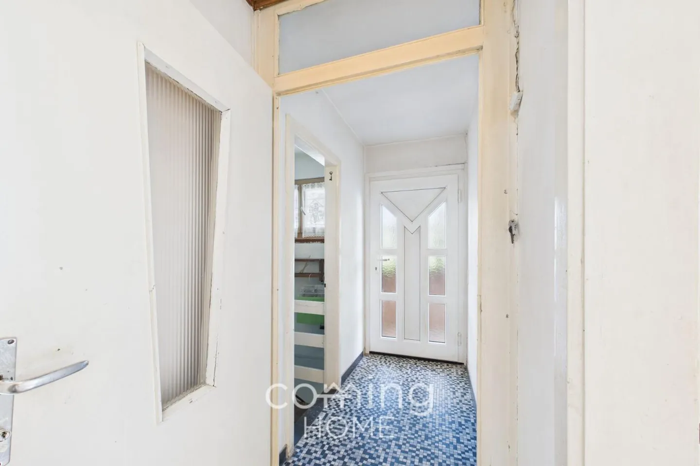 Casa unifamiliare di 5,5 stanze a Susten in una posizione soleggiata e tranquilla con terrazza e molto potenziale - Foto 11 di 13