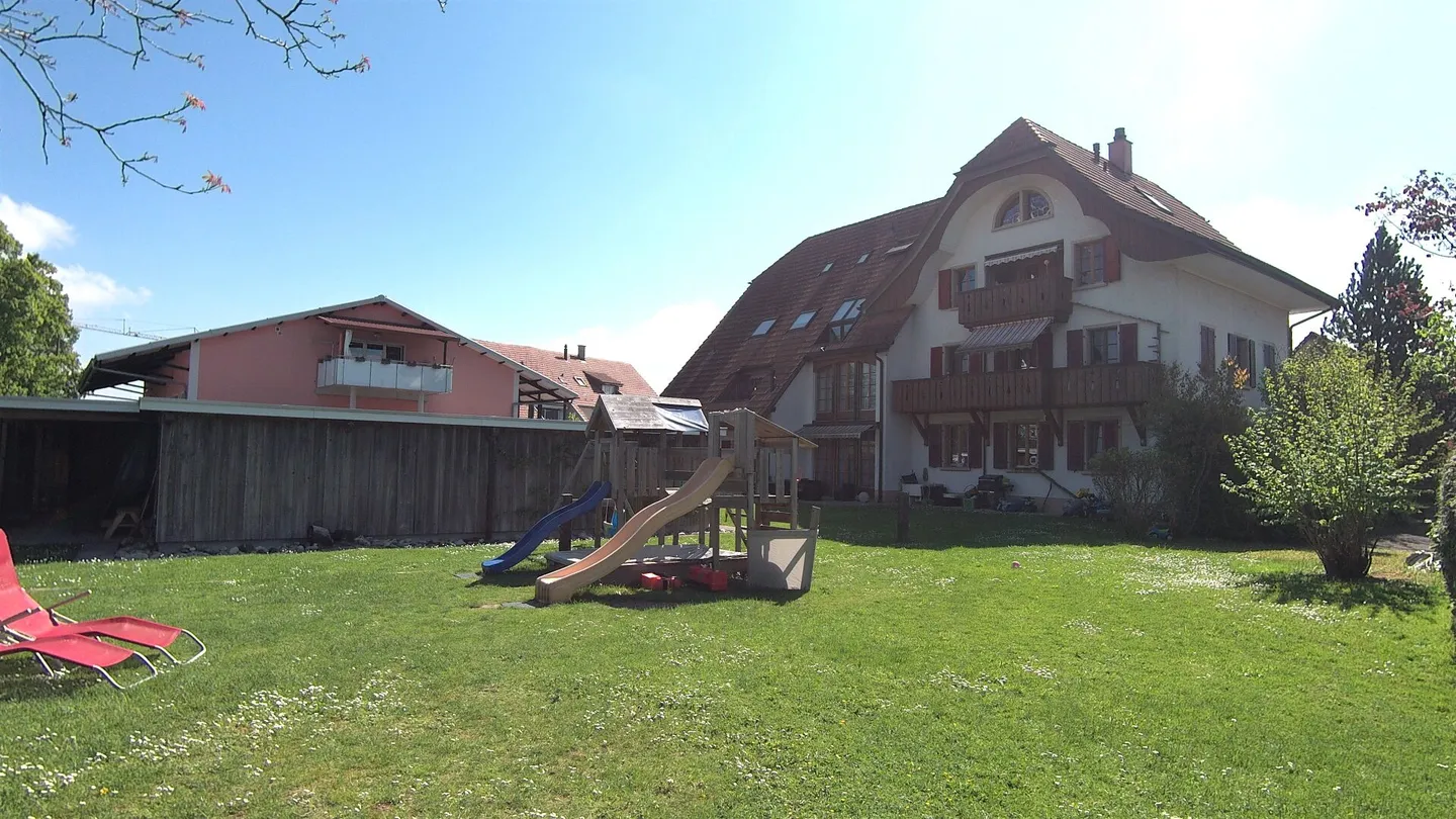 Charmant avec espace de jardin et poêle suédois - Photo 1 sur 6