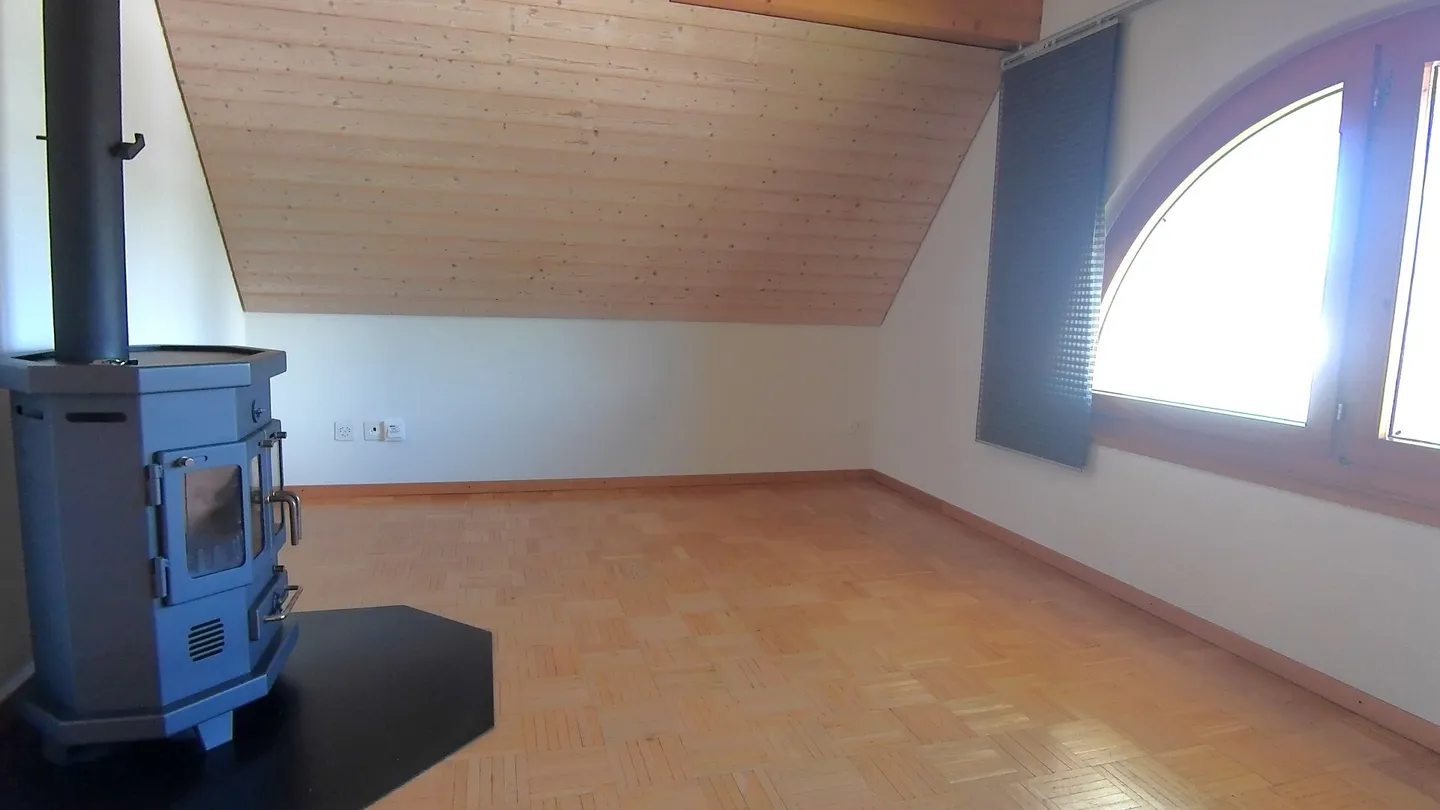 Charmant avec espace de jardin et poêle suédois - Photo 4 sur 6