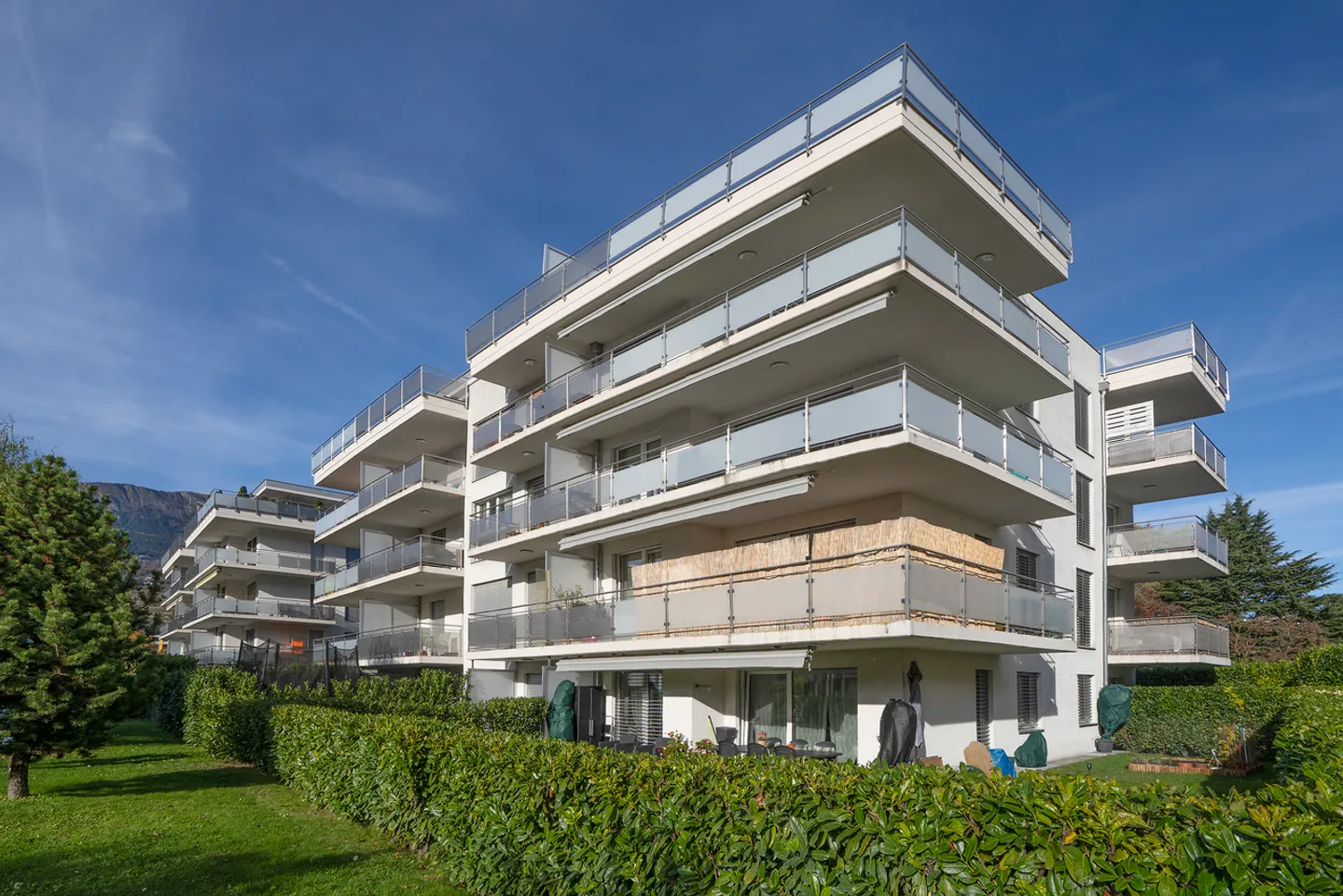 Le charme d'un appartement de 4,5 pièces avec jardin ! - Photo 1 sur 9