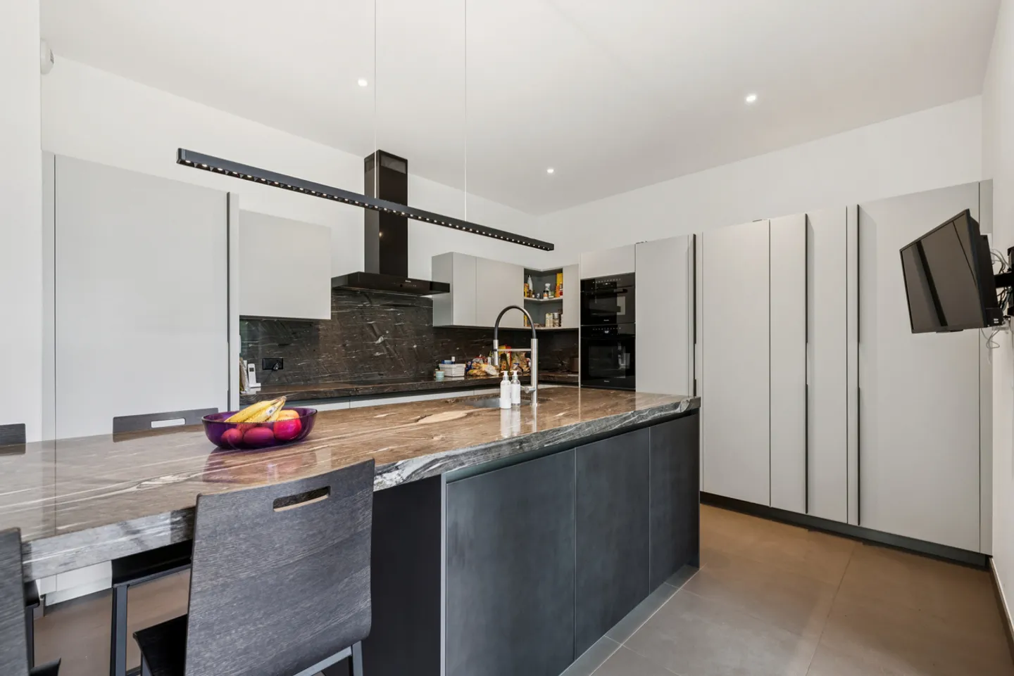 Villa contemporanea nel cuore di Vésenaz - Foto 3 di 10