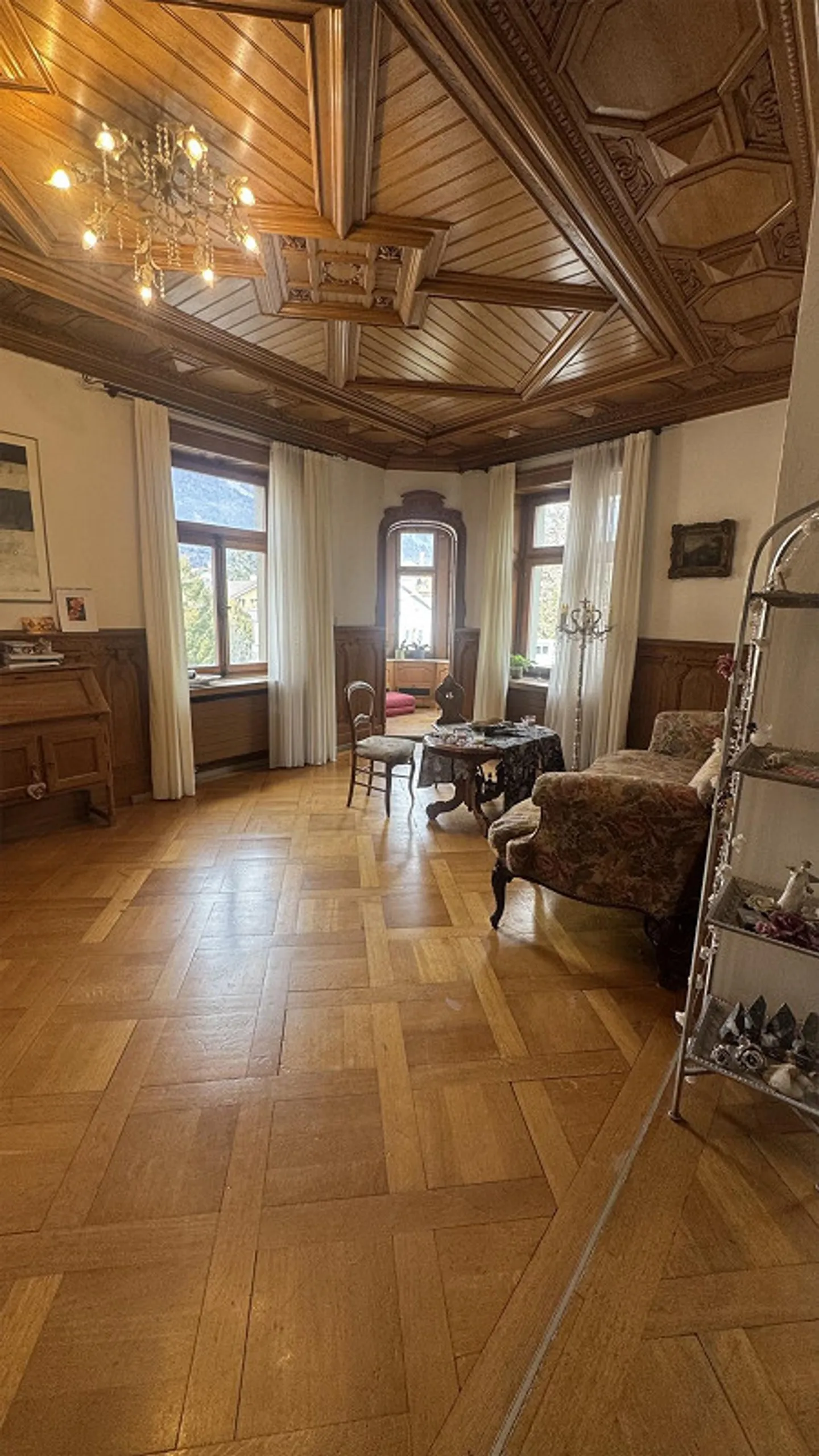 Appartement 5.5 pièces dans le style Art Nouveau, au cœur de Chur - Photo 1 sur 8