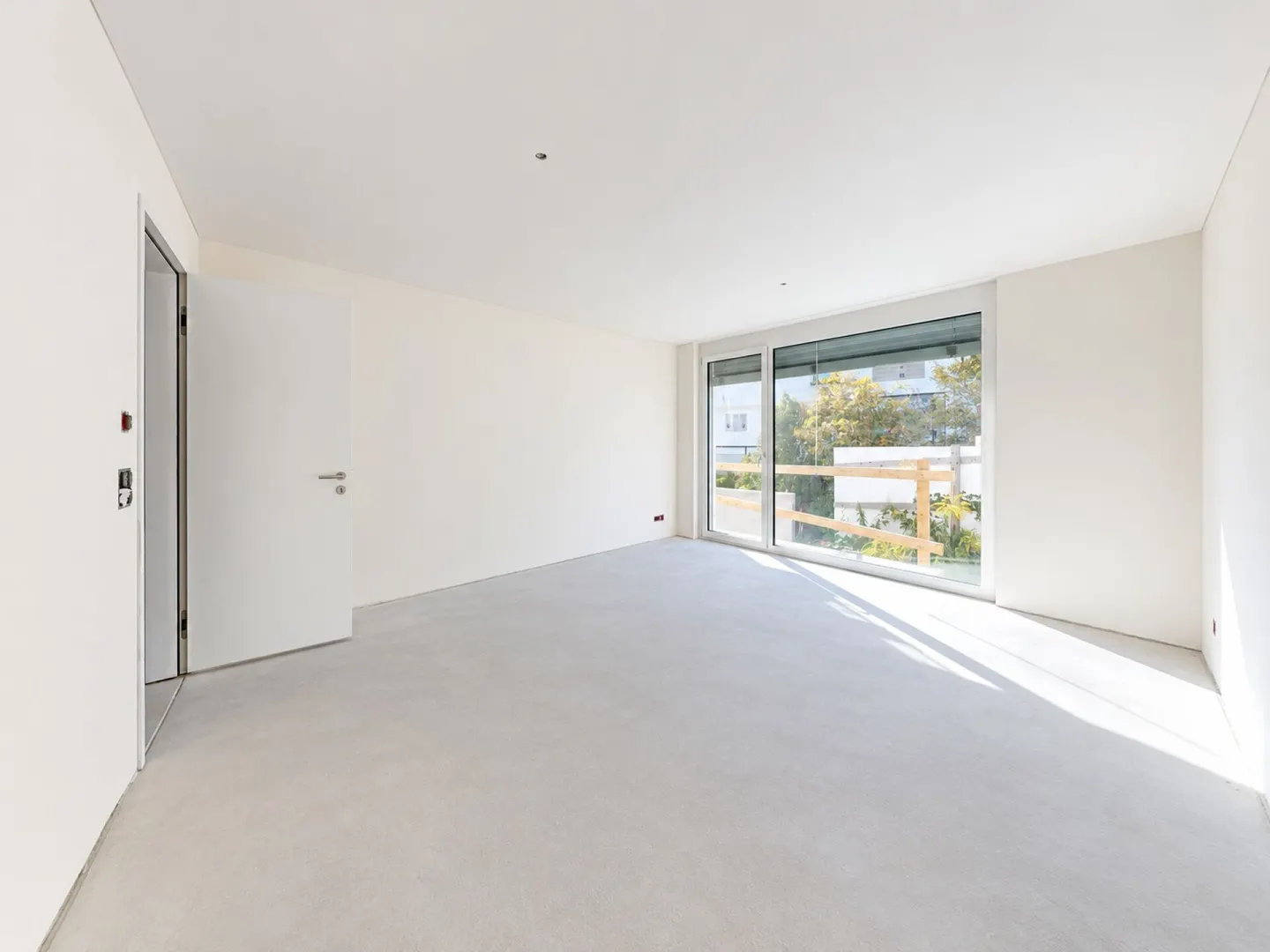 Exclusive 3.5 Room Garden Apartment with Lake View in Prime Location in Stäfa - Photo 6 of 13