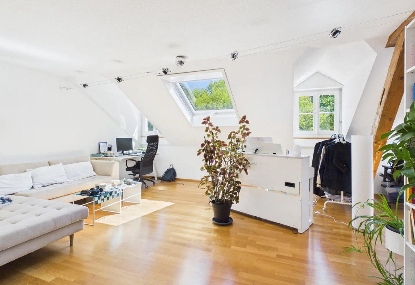 A multi-family house with character and idyllic garden area - Photo 17 of 22