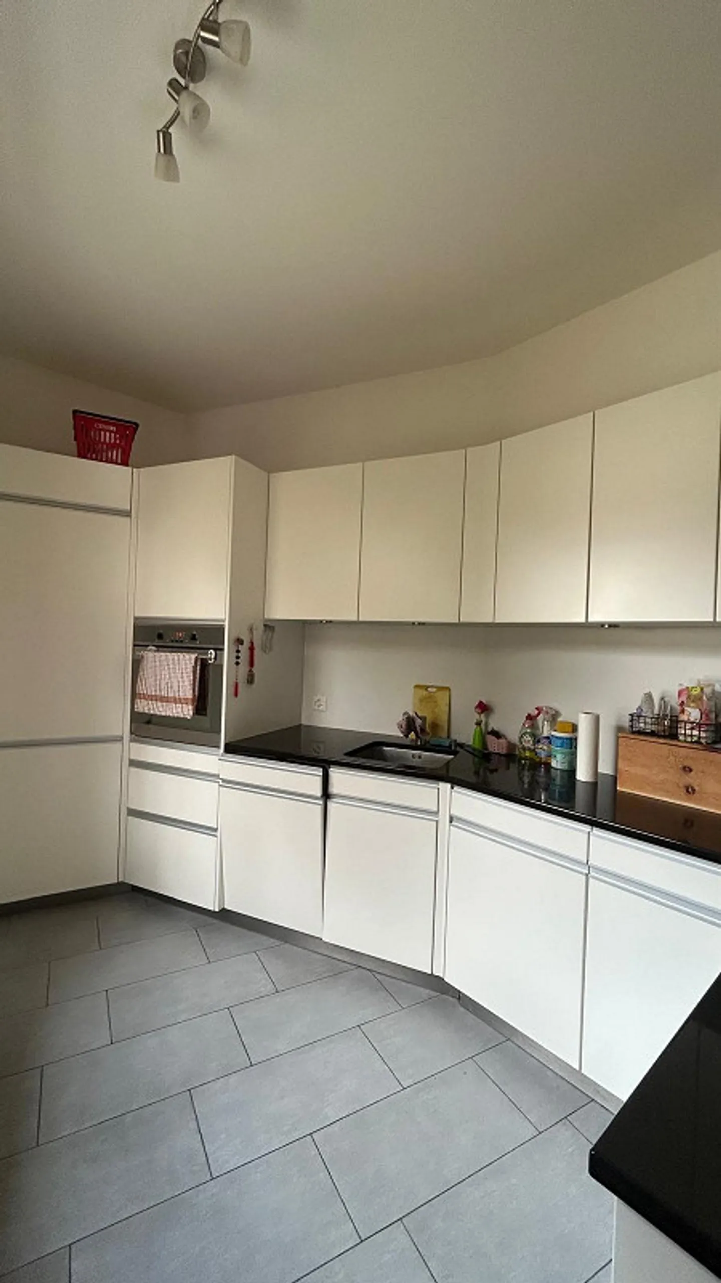 Appartement 5.5 pièces dans le style Art Nouveau, au cœur de Chur - Photo 2 sur 8